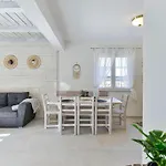 ヴィラ With Heated Pool, Waterfall, Sandy - By Traveler Tourist Agency Krk - Id 2170