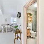 With Heated Pool, Waterfall, Sandy - By Traveler Tourist Agency Krk - Id 2170 ヴィラ