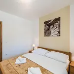 ヴィラ With Heated Pool, Waterfall, Sandy - By Traveler Tourist Agency Krk - Id 2170 プリヴラカ