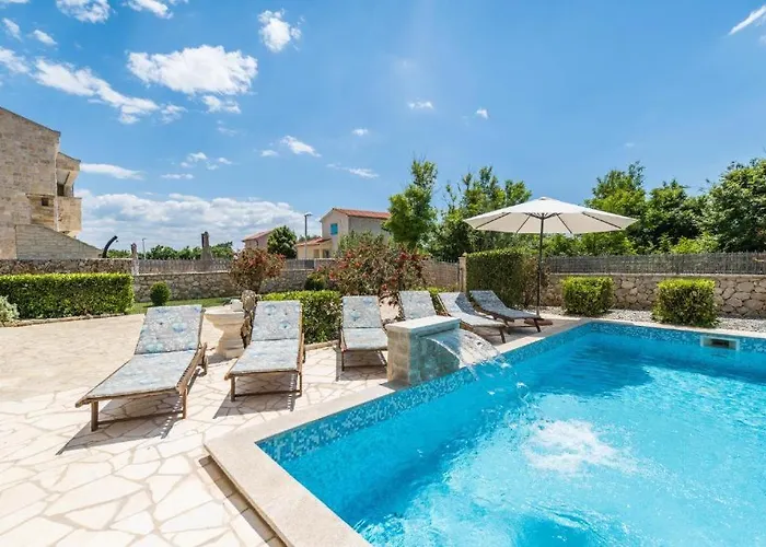 With Heated Pool, Waterfall, Sandy - By Traveler Tourist Agency Krk - Id 2170