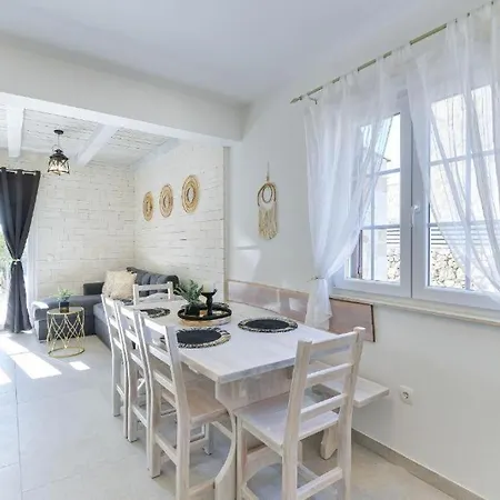 With Heated Pool, Waterfall, Sandy - By Traveler Tourist Agency Krk - Id 2170 Villa Privlaka (Zadar)