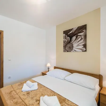 Villa With Heated Pool, Waterfall, Sandy - By Traveler Tourist Agency Krk - Id 2170 Privlaka (Zadar)