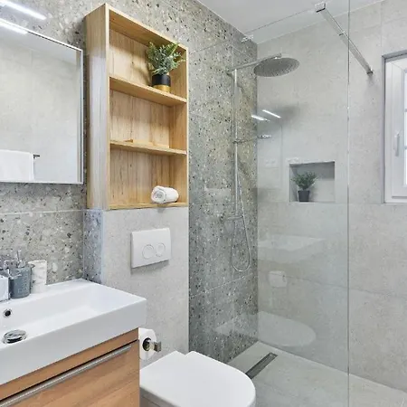 Villa With Heated Pool, Waterfall, Sandy - By Traveler Tourist Agency Krk - Id 2170 *