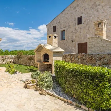 With Heated Pool, Waterfall, Sandy - By Traveler Tourist Agency Krk - Id 2170 * Privlaka (Zadar)