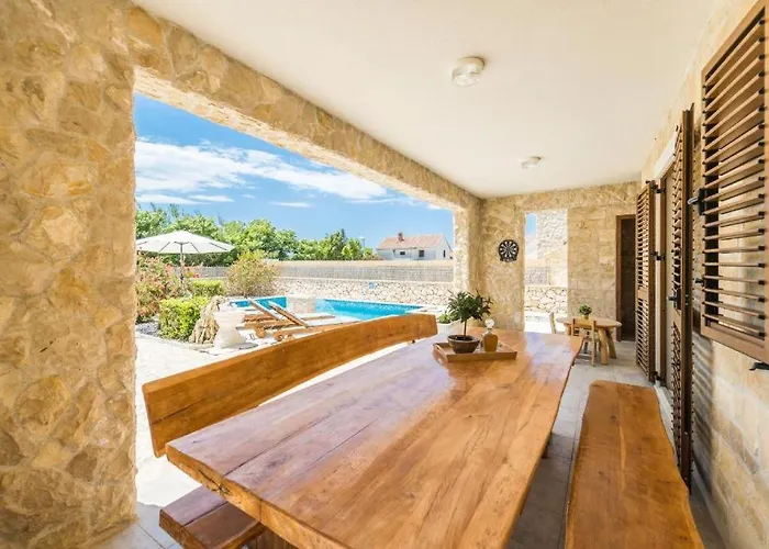 Вилла With Heated Pool, Waterfall, Sandy - By Traveler Tourist Agency Krk - Id 2170 *