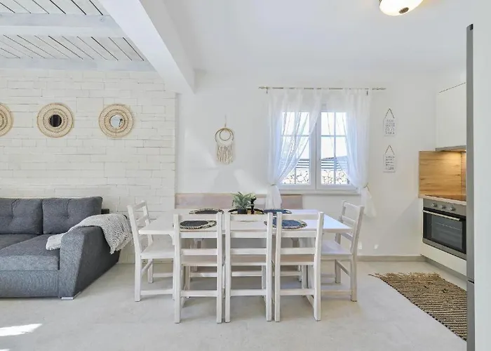 Вилла With Heated Pool, Waterfall, Sandy - By Traveler Tourist Agency Krk - Id 2170 *